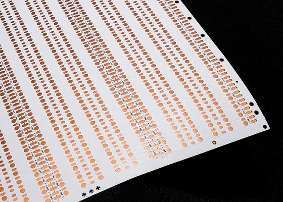 Flexible LED FPC-Leiterplatte mit 2835 LED-Lichtpunkten und weißer Folie für Brandschutzklasse V0-Anwendungen