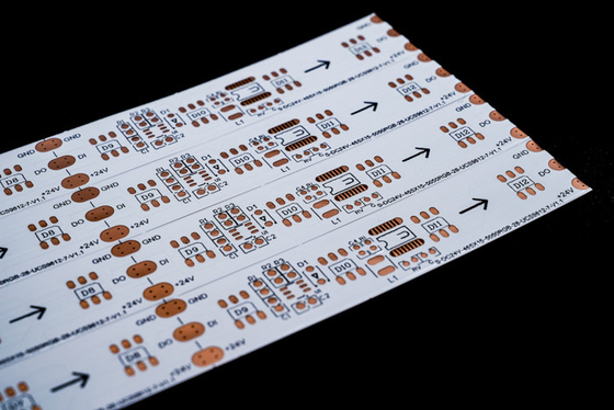 Flexible PCB-Board für LED-Streifen Farbenfrohe Doppelschichtplatte Doppelseitige Filmbeschichtung