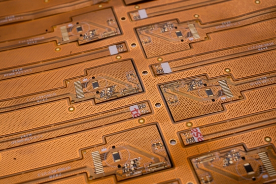 FPCB UNMONTIERT - 12V - 60D/M - 20R/M - 8MM (GRÖSSE 240MM X 100 METER - 3000 METER PRO ROLLE) GESAMT 36.000 METER FPCB